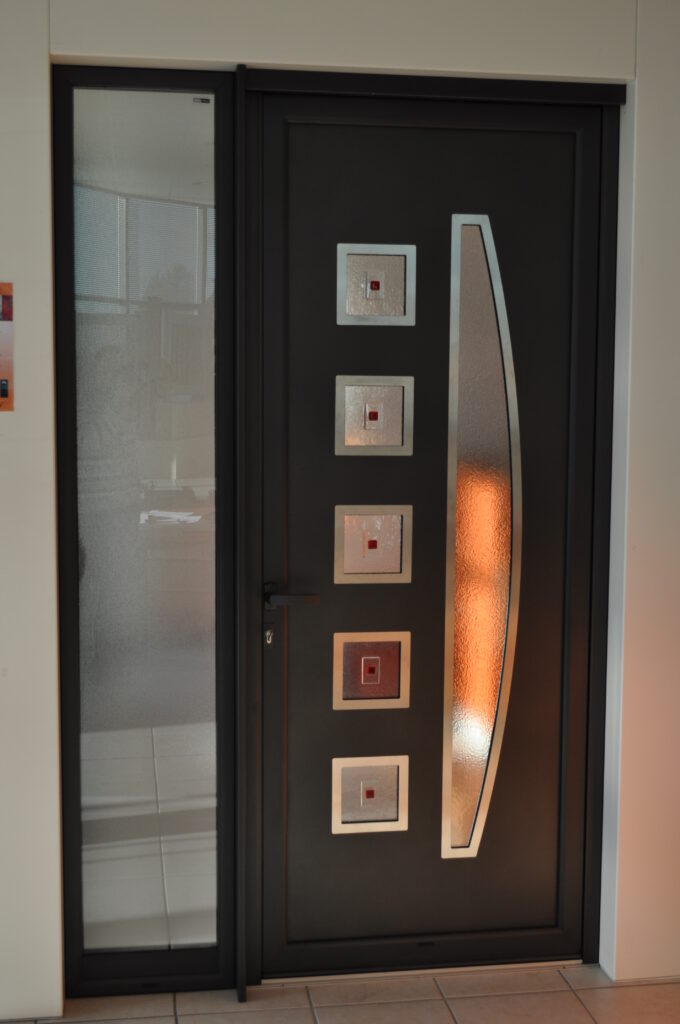 Porte d'entrée aluminium Cizeron